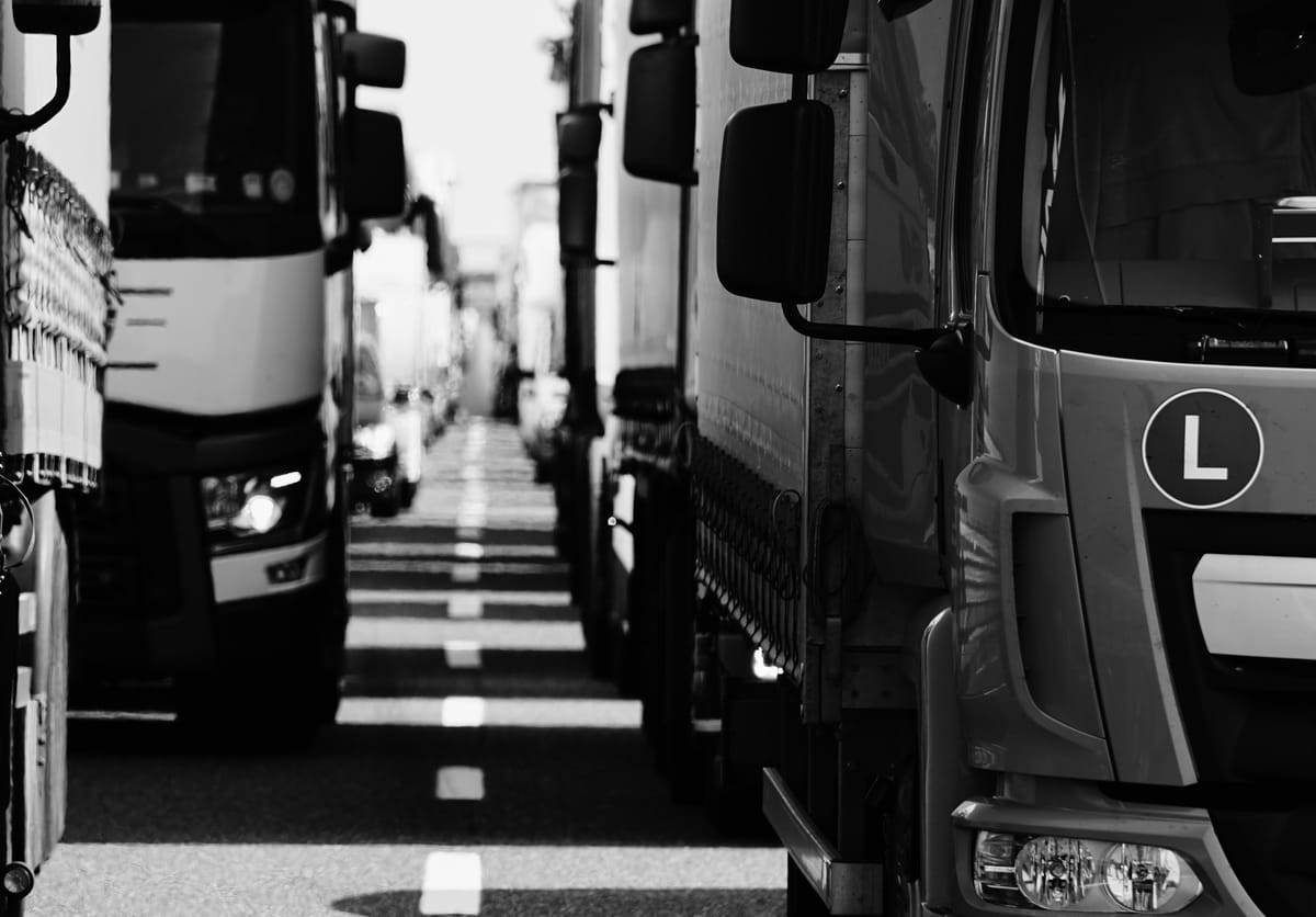 Tre caselli per togliere i TIR dalle strade