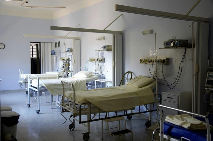 Sanità, più che agli ospedali si pensa al voto