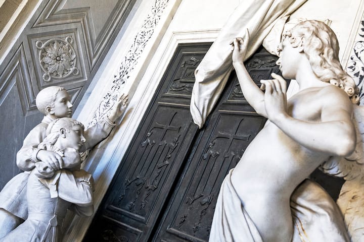 Staglieno, la città dei morti prova a rinascere